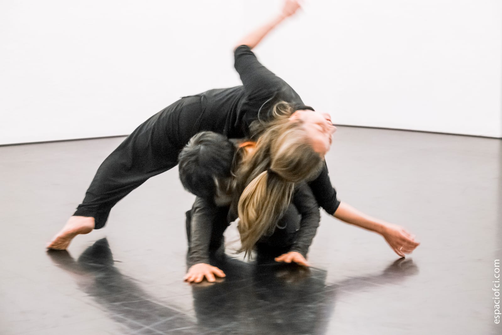 Imagen de Taller intensivo de CONTACT IMPROVISACIÓN